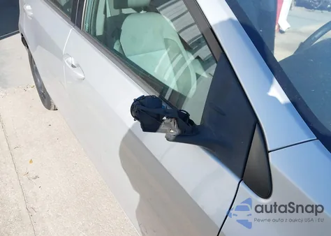 2017 Toyota Corolla Le from USA, damaged, VIN 2T1BURHE6HC813748